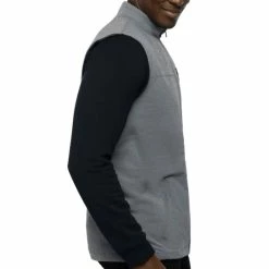 TravisMathew Men's Top Of The Line Vest -Golf Clubs Shop 10339115 800 auto